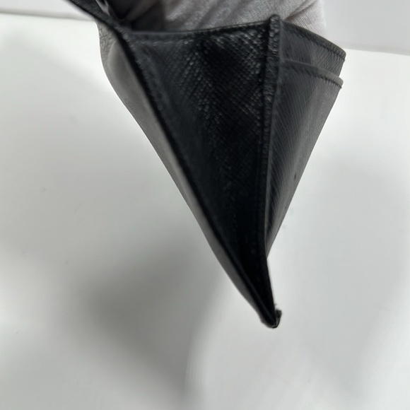 Authenticated PRADA Unisex Saffiano Leather Bi-Fold Bi-color Wallet- Black/White - Picture 12 of 16